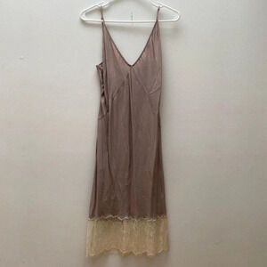 ARITZIA - Wilfred Moulin Dusty Rose Satin Lace Slip Dress
